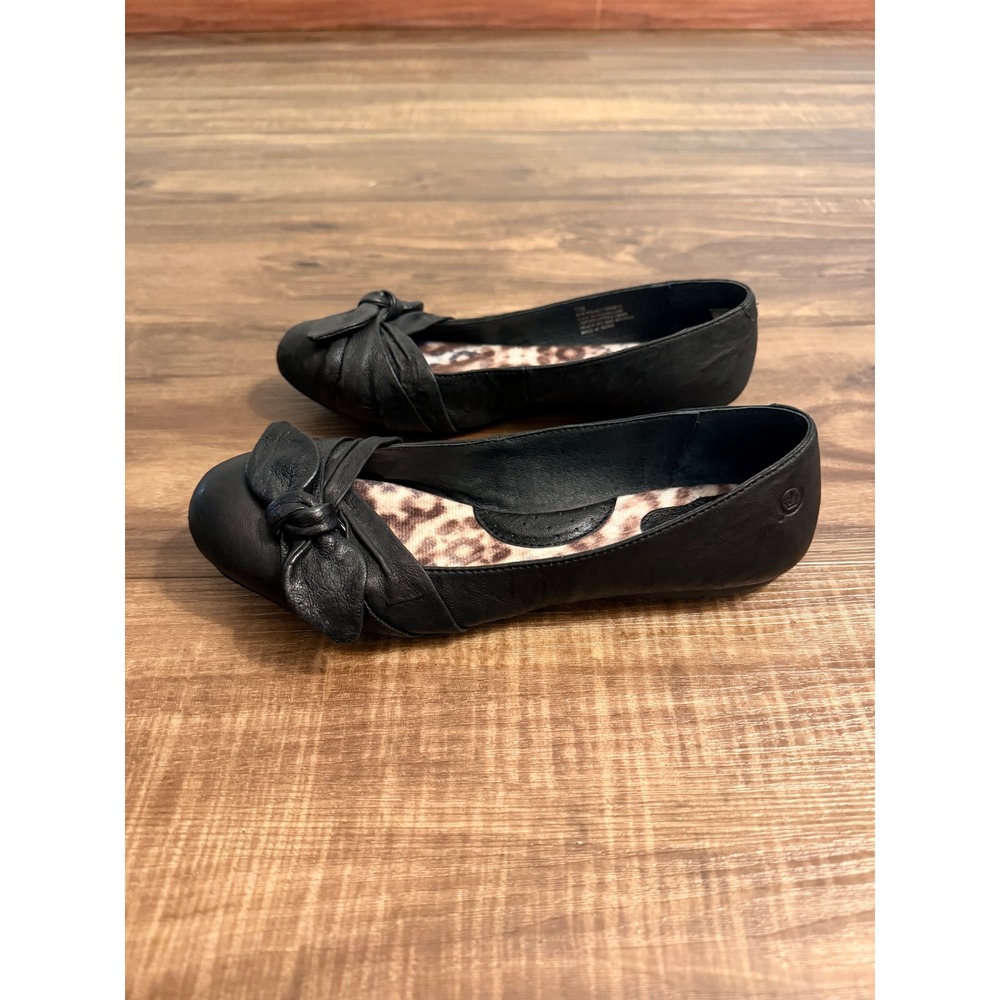 Born Lily Black Leather Ballet Flats Bow W32421 Sz 7 - Picture 3 of 8